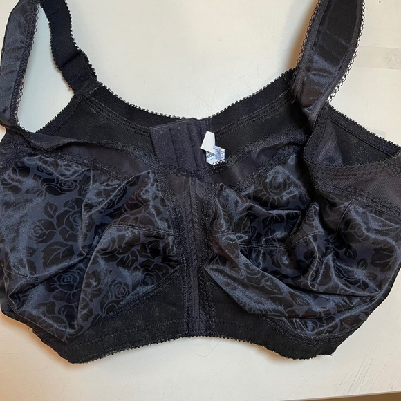 Bundle of 2 38G Plus Bras Floral Satin Full Coverage Comfort Black Beige Playtex - Picture 2 of 11